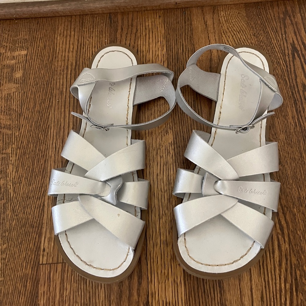 Salt Water Sandals by Hoy Silver Women’s Sandals 11